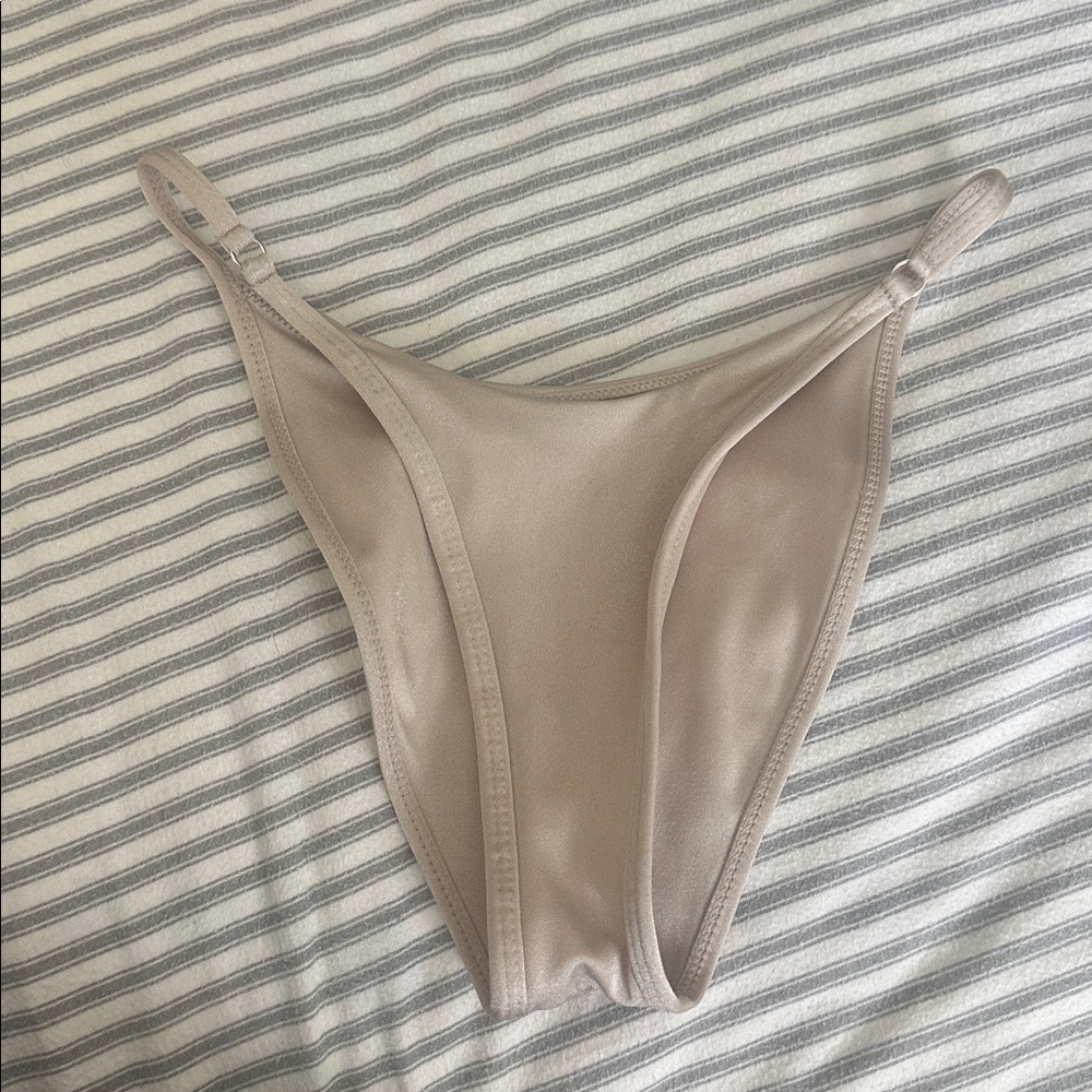 Oneone tan cream sparkly shimmery  bikini bottoms sz small